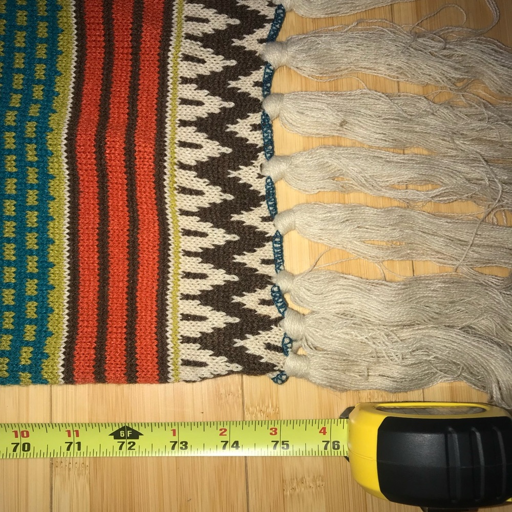 Multicolor Patterned Scarf 🧣 - Picture 5 of 7